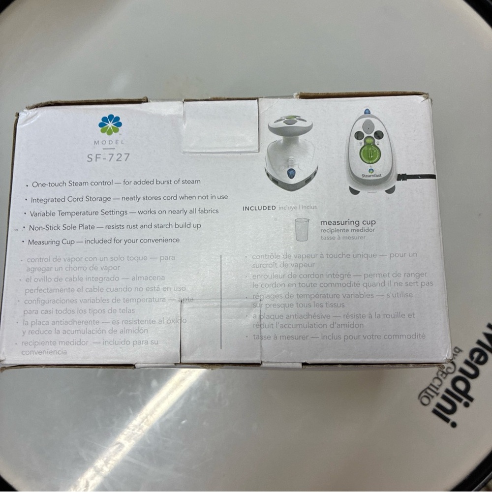 White & Green Home & Away Steam Iron - Picture 3 of 4